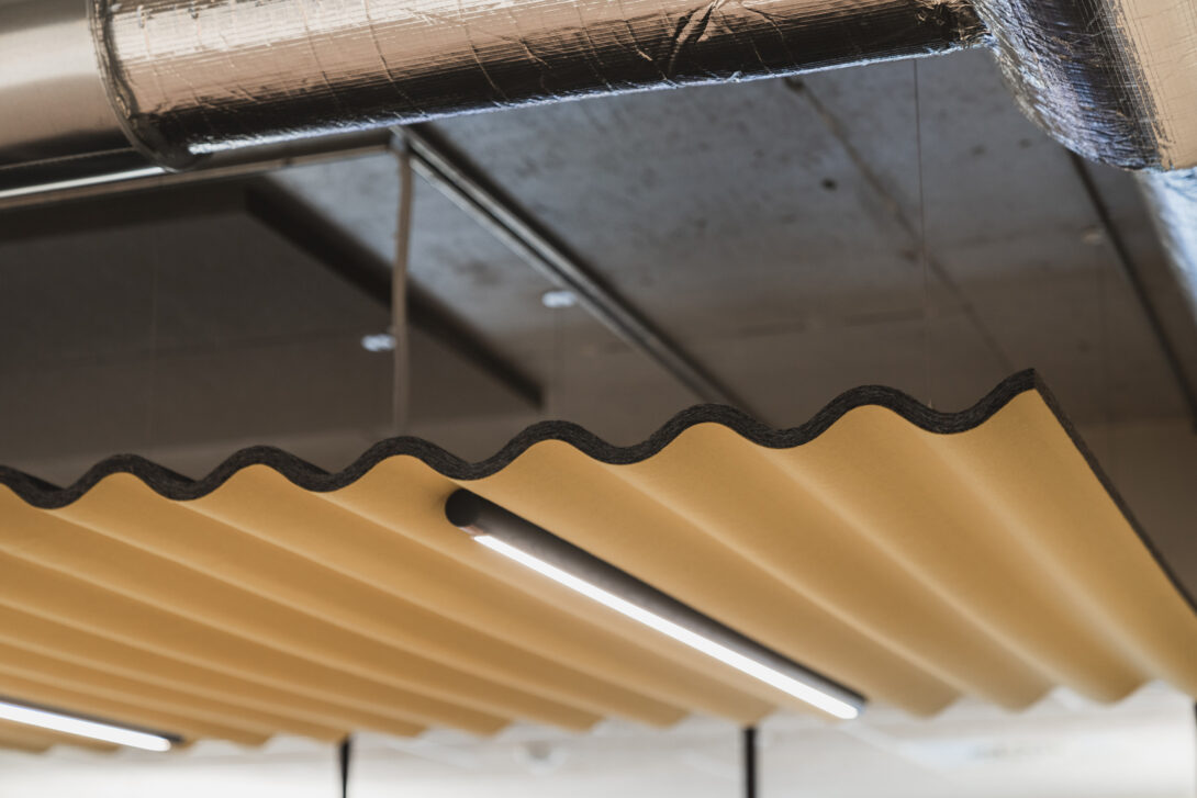 Haltenbanken kantega arbeidsplass interiorarkitektur akustikkhimling detalj 15.jpg
